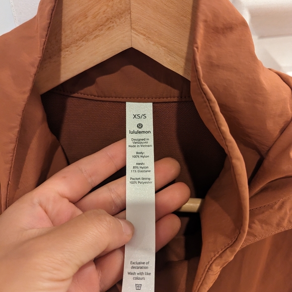 Lululemon x SoulCycle Ride & Reflect Packable Jacket - Picture 3 of 9